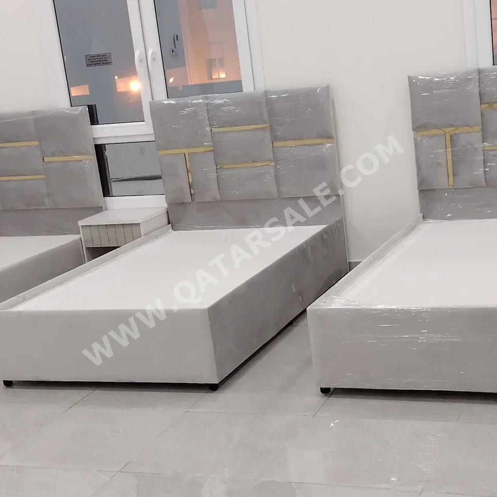 الأسّرة - فردي - اللون الرمادي - متضمنة المرتبة