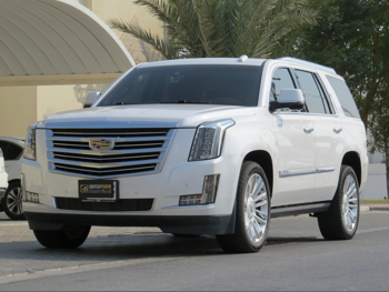 Cadillac Escalade Platinum 2016 Automatic 35,000 Km 8 Cylinder Four Wheel Drive (4WD) SUV White