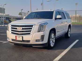Cadillac Escalade 2019 Automatic 194,000 Km 8 Cylinder Four Wheel Drive (4WD) SUV White