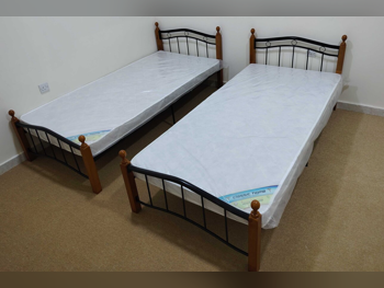 الأسّرة - فردي  - متعدد الألوان  - متضمنة المرتبة