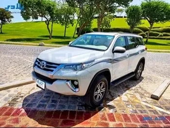 Toyota  Fortuner  SUV 4x4  White  2019