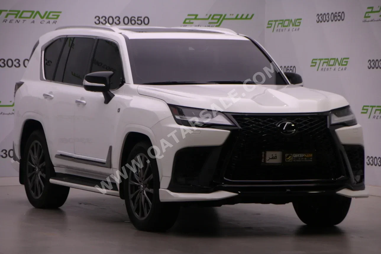 لكزس ال اكس 600 اف سبورت 2022 اوتوماتيك 40,000 كم 6 سلندر دفع رباعي اس يو في أبيض تحت الضمان