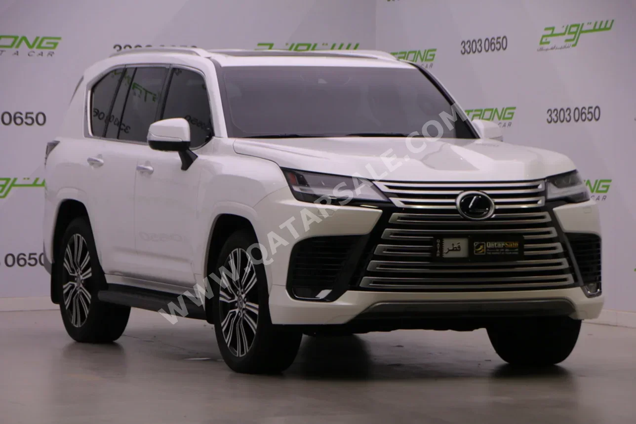 لكزس ال اكس 600 لكجري 2024 اوتوماتيك 60,000 كم 6 سلندر دفع رباعي اس يو في أبيض تحت الضمان