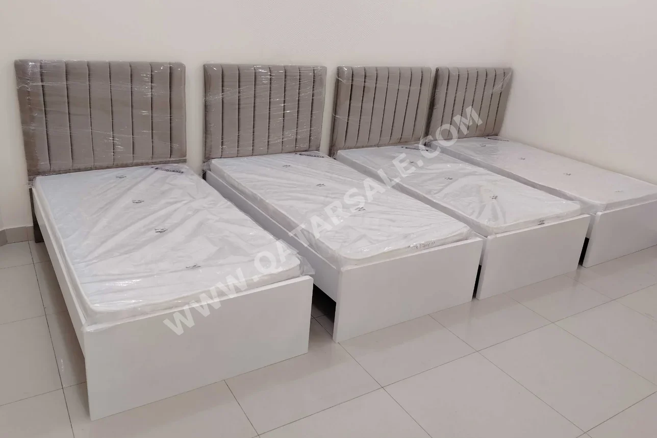 الأسّرة - فردي - بنى - متضمنة المرتبة