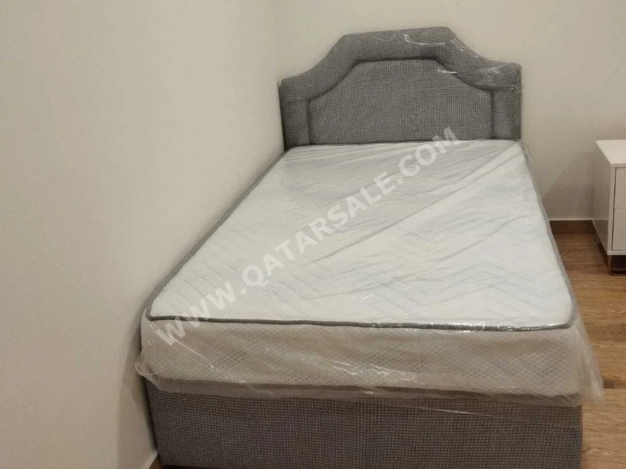 Beds - Single  - Gray  - Mattress Included