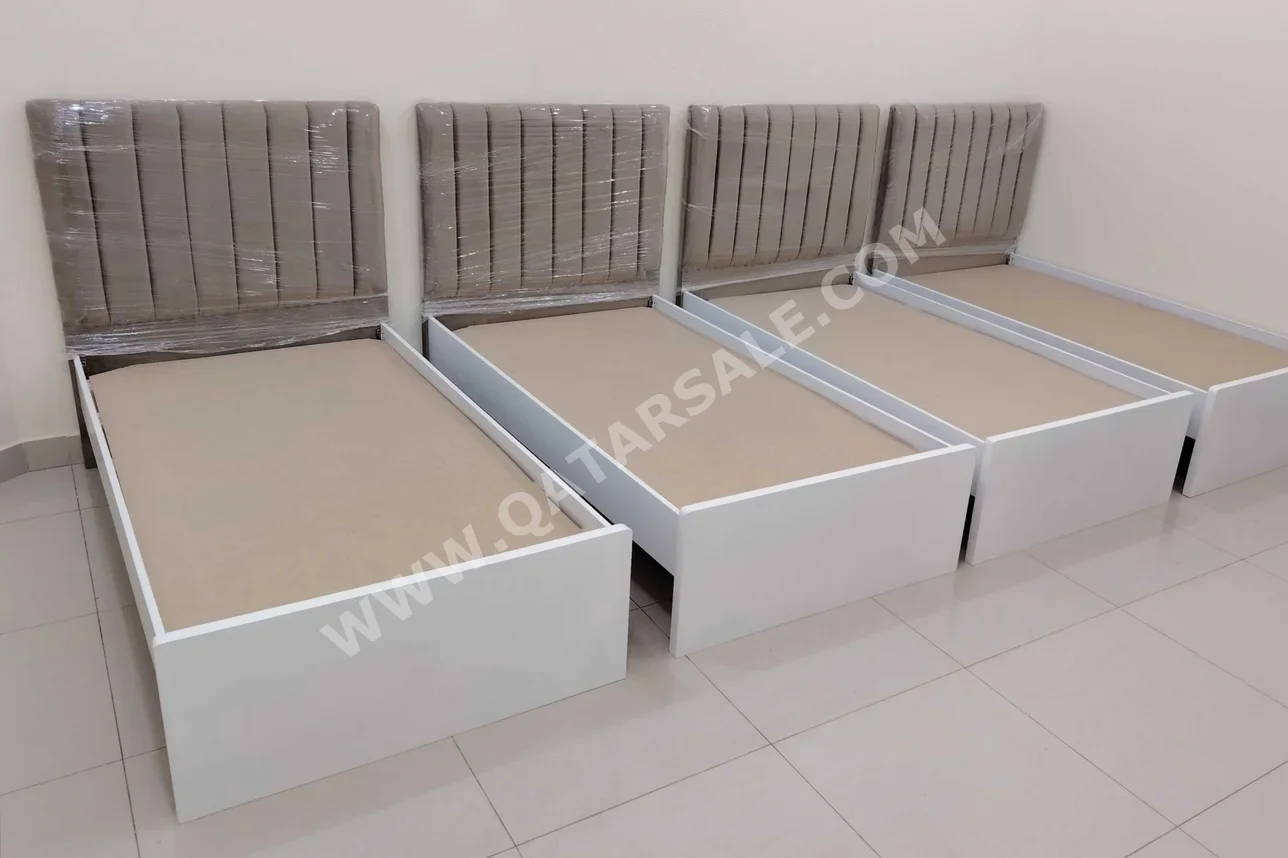 الأسّرة - فردي - بنى - متضمنة المرتبة