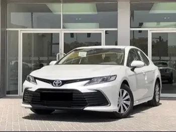 Toyota  Camry  LE  2023  Automatic  0 Km  4 Cylinder  Front Wheel Drive (FWD)  Sedan  White  With Warranty