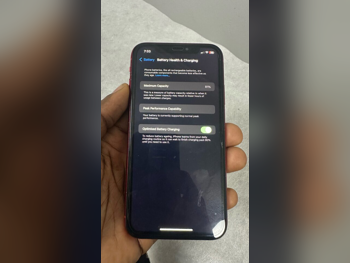 Mobile Phones Apple - iPhone - XR - Red - 128 GB