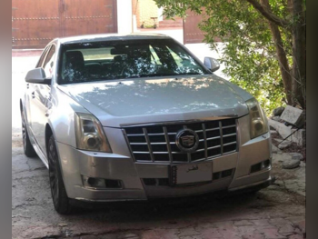 كاديلاك سي تي اس 2013 اوتوماتيك 157,500 كم 6 سلندر دفع خلفي سيدان رمادي