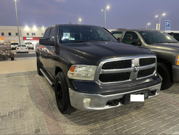 Dodge Ram SLT 2016 Automatic 209,000 Km 8 Cylinder Four Wheel Drive (4WD) Pick Up Dark Gray