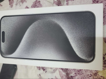 Mobile Phones Apple - iPhone 15 - Pro Max - White Titanium - 256 GB - Under Warranty