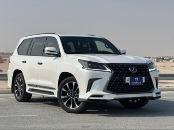 Lexus  LX  570 S Black Edition  2021  Automatic  63,000 Km  8 Cylinder  Four Wheel Drive (4WD)  SUV  White