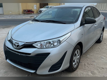 تويوتا  ياريس  2020  اوتوماتيك  113,000 كم  4 سلندر  سحب امامي  سيدان  رمادي