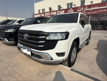 Toyota  Land Cruiser  GX  2023  Automatic  123,000 Km  6 Cylinder  Four Wheel Drive (4WD)  SUV  White