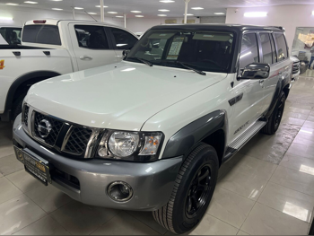 Nissan  Patrol  Super Safari  2024  Manual  1,200 Km  6 Cylinder  Four Wheel Drive (4WD)  SUV  White