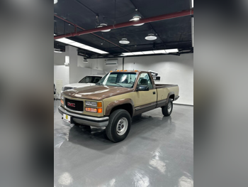 جي ام سي سييرا 1500 1998 عادي 371,800 كم 8 سلندر دفع رباعي بيكب بيج و بني