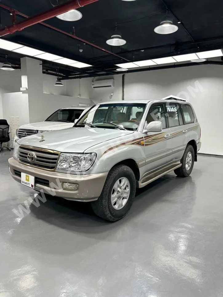 تويوتا  لاند كروزر  جي اكس ار  2007  عادي  262,900 كم  6 سلندر  دفع رباعي  اس يو في  فضي