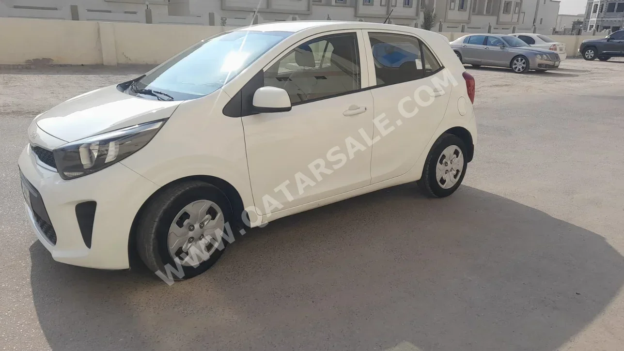 كيا  بكانتو  2022  اوتوماتيك  133,000 كم  4 سلندر  سحب امامي  سيدان  أبيض