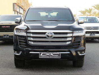 Toyota  Land Cruiser  VXR Twin Turbo  2024  Automatic  43,000 Km  6 Cylinder  Four Wheel Drive (4WD)  SUV  Black  With Warranty