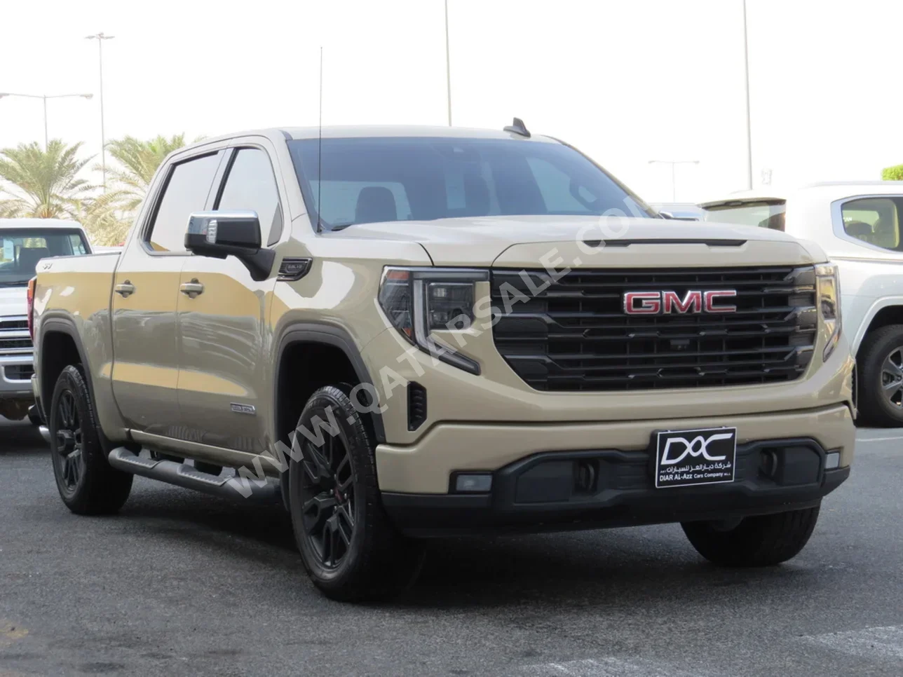 GMC Sierra Elevation 2023 Automatic 84,000 Km 8 Cylinder Four Wheel Drive (4WD) Pick Up Beige