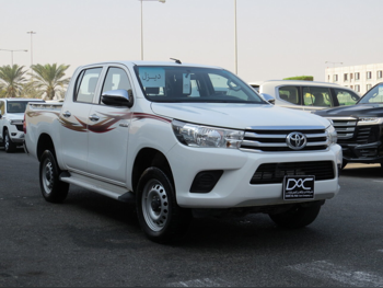 Toyota  Hilux  2022  Automatic  187,000 Km  4 Cylinder  Four Wheel Drive (4WD)  Pick Up  White