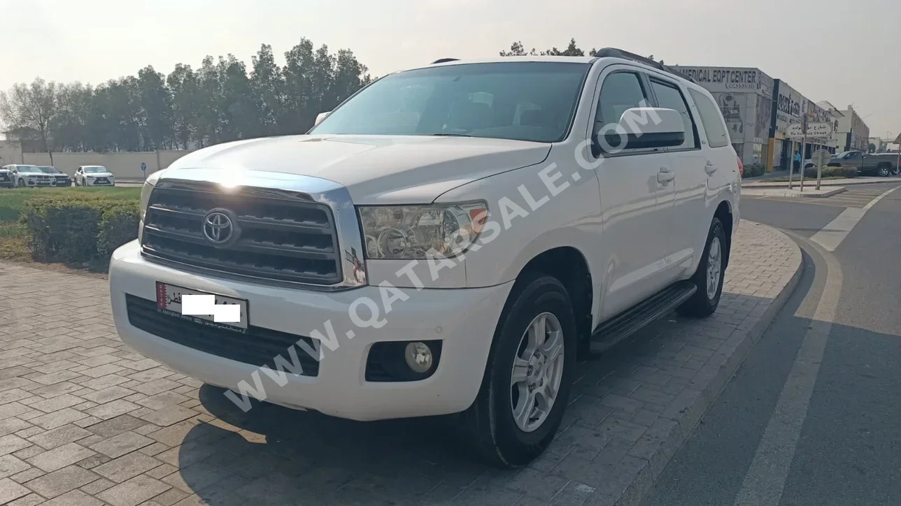 تويوتا  سكويا  اس ار 5  2015  اوتوماتيك  340,000 كم  8 سلندر  دفع رباعي  اس يو في  أبيض