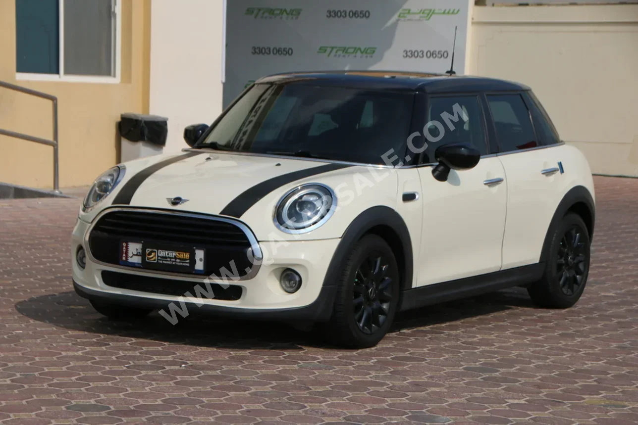 ميني  كوبر  2021  اوتوماتيك  104,000 كم  3 سلندر  سحب امامي  هاتشباك  أبيض