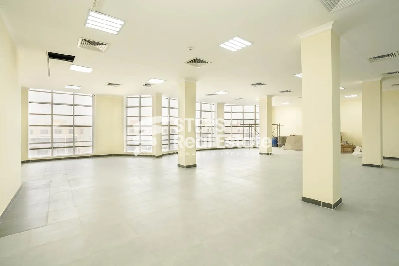 Commercial Offices - Not Furnished - Umm Salal - Al Kharaitiyat