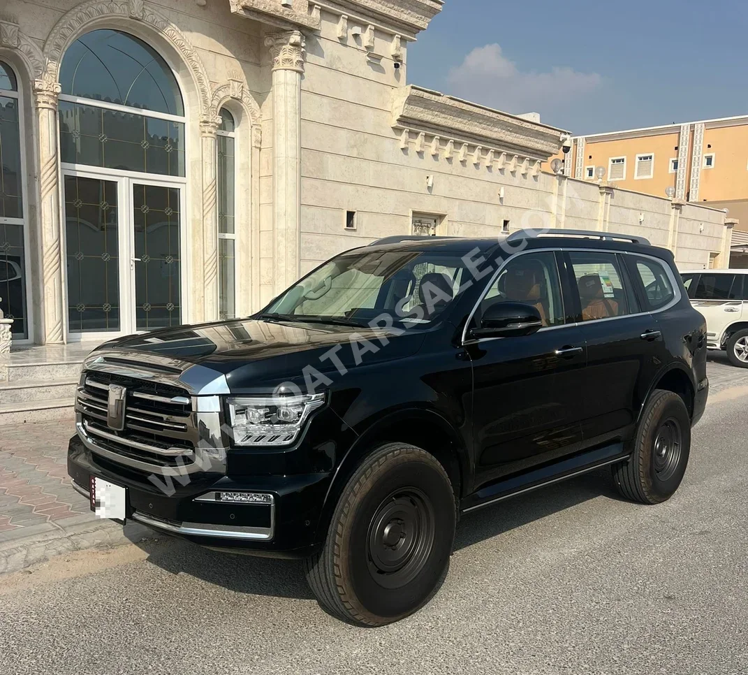 جي دبليو ام  تانك  500  2025  اوتوماتيك  30,000 كم  6 سلندر  دفع رباعي  اس يو في  أسود  تحت الضمان