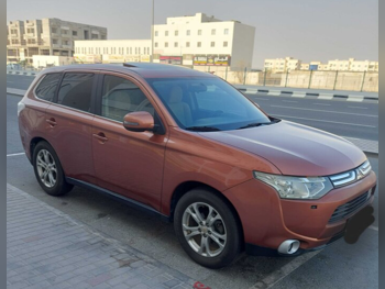 متسوبيشي  أوت لاندر  2014  اوتوماتيك  190,000 كم  4 سلندر  دفع كلي مستمر  هاتشباك  نحاسي