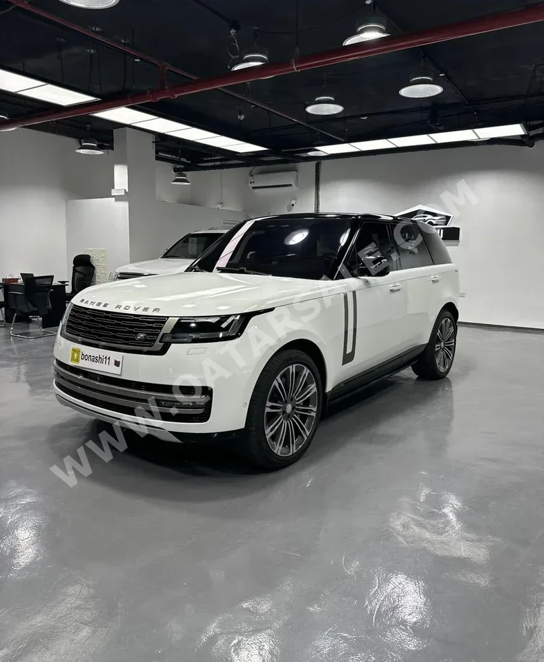 لاند روفر  رنج روفر  اتش اس اي  2022  اوتوماتيك  57,000 كم  8 سلندر  دفع رباعي  اس يو في  أبيض  تحت الضمان