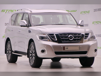 نيسان  باترول  بلاتنيوم  2015  اوتوماتيك  164,800 كم  8 سلندر  دفع رباعي  اس يو في  فضي