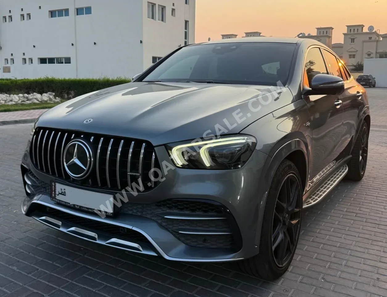 مرسيدس - بنز  جي ال اي  53 اي ام جي  2020  اوتوماتيك  92,000 كم  8 سلندر  دفع رباعي  اس يو في  رمادي