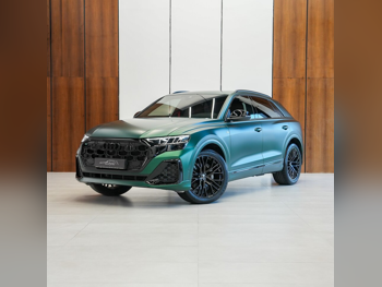 اودي  كيو 8  اس لاين  2025  اوتوماتيك  4,000 كم  6 سلندر  دفع كلي مستمر  اس يو في  أخضر  تحت الضمان