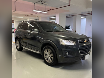 شفروليه كابتيفا ال تي 2016 تبترونك 177,000 كم 6 سلندر اس يو في رمادي غامق