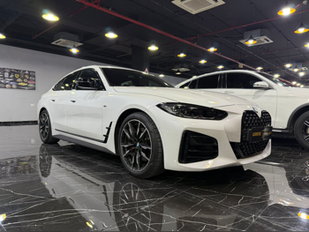 بي ام دبليو  الفئة-الرابعة  440 I  2024  اوتوماتيك  11,000 كم  6 سلندر  دفع خلفي  سيدان  أبيض  تحت الضمان