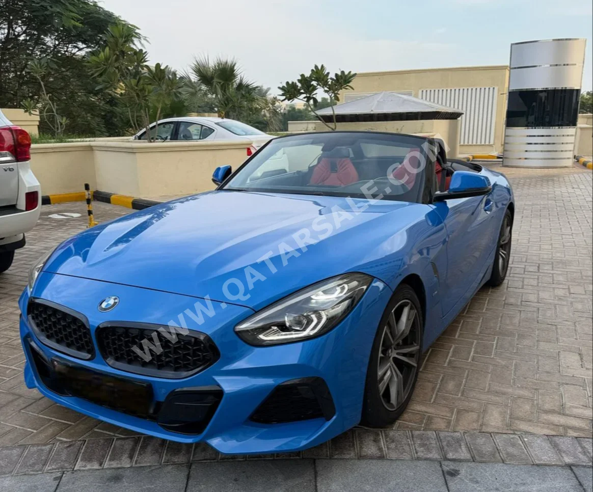 بي ام دبليو الفئة - زد 4 20 اي 2021 اوتوماتيك 60,000 كم 4 سلندر دفع خلفي كشف ازرق تحت الضمان