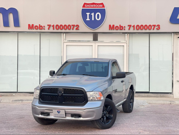 دودج رام 1500 كلاسيك 2021 اوتوماتيك 88,000 كم 8 سلندر دفع رباعي بيكب رمادي