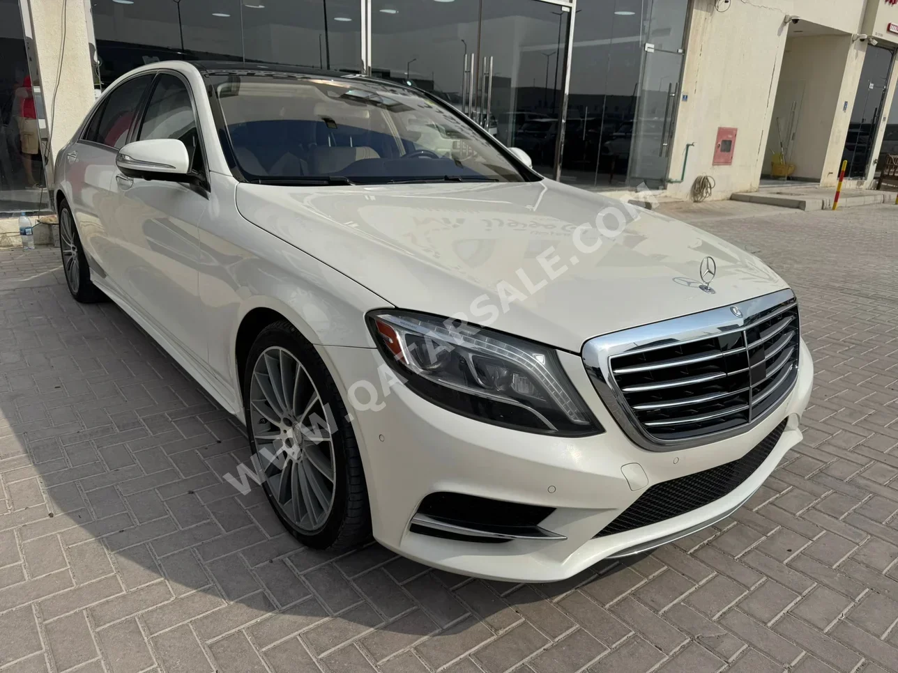 مرسيدس - بنز اس - كلاس 550 2015 اوتوماتيك 5,000 كم 8 سلندر دفع خلفي سيدان أبيض