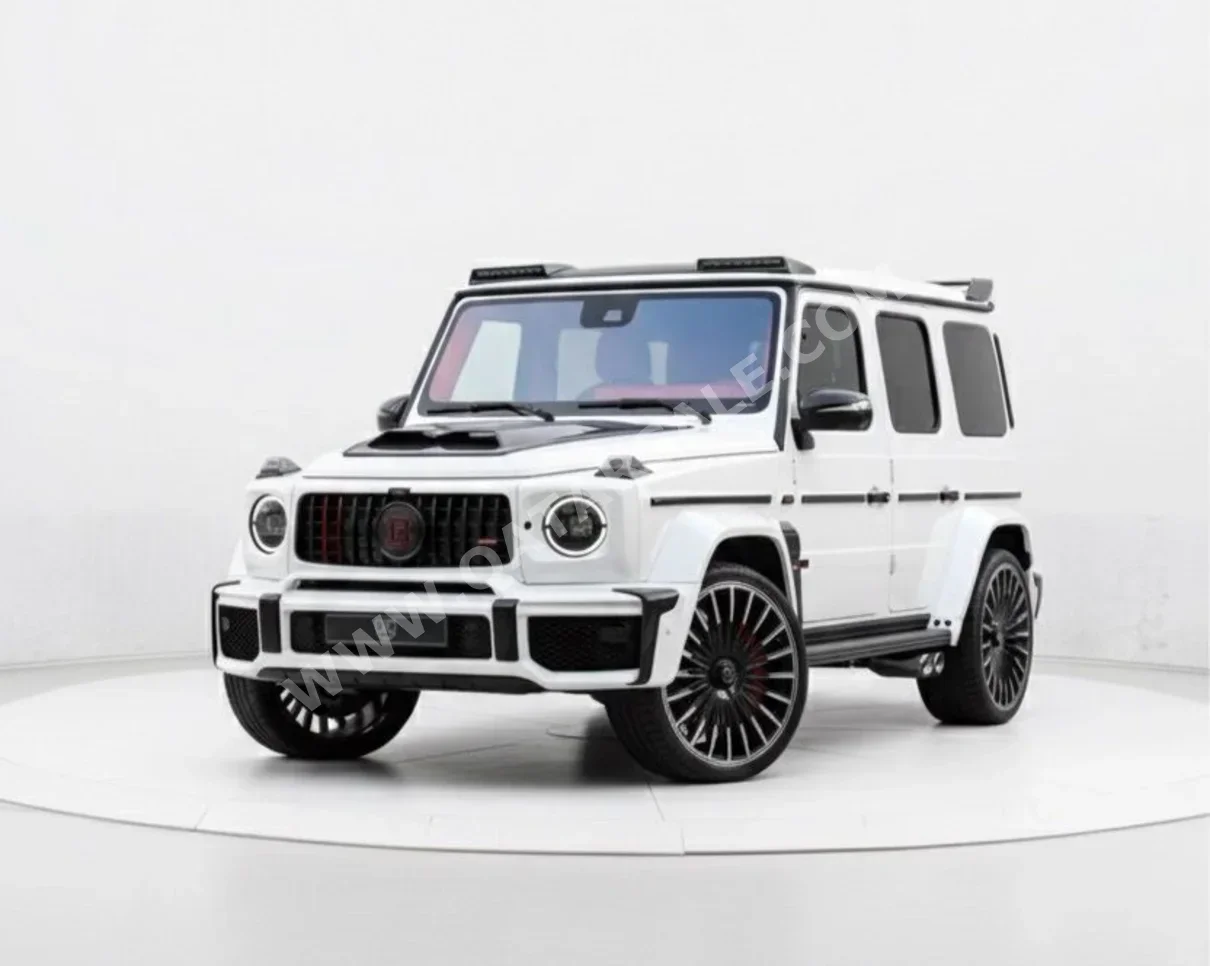 مرسيدس - بنز جي - كلاس 63 برابس 2025 اوتوماتيك 0 كم 8 سلندر دفع رباعي اس يو في أبيض تحت الضمان