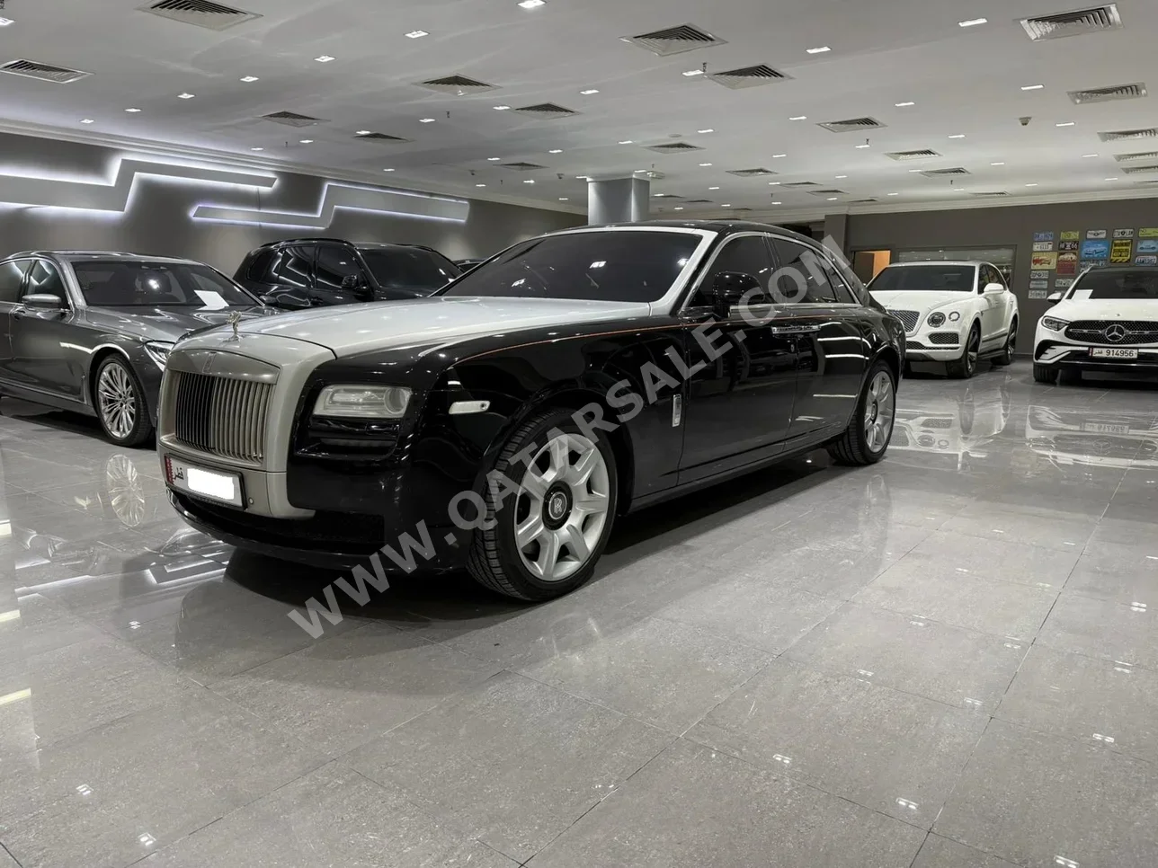 Rolls-Royce Ghost Black Badge 2013 Automatic 69,000 Km 12 Cylinder All Wheel Drive (AWD) Sedan Black