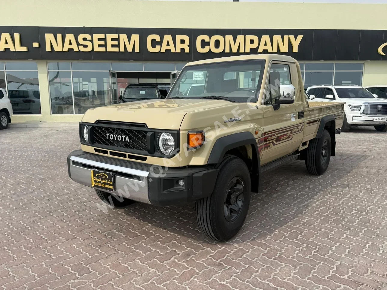 Toyota Land Cruiser LX 2024 Manual 12,000 Km 6 Cylinder Four Wheel Drive (4WD) Pick Up Beige