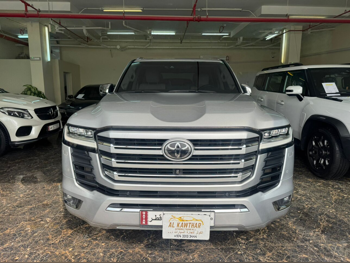 Toyota Land Cruiser VXR Twin Turbo 2023 Automatic 91,000 Km 6 Cylinder Four Wheel Drive (4WD) SUV Silver