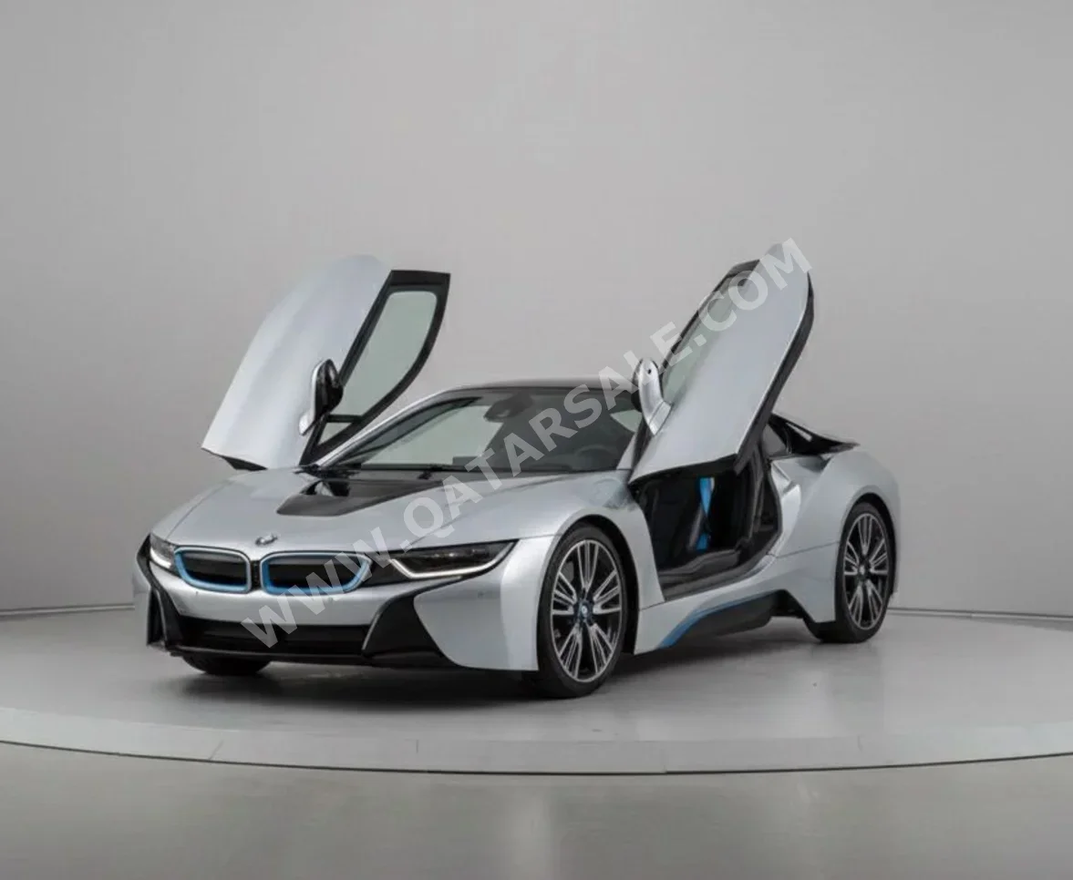 BMW I-Series 8 2014 Automatic 49,000 Km 3 Cylinder Rear Wheel Drive (RWD) Coupe / Sport Silver