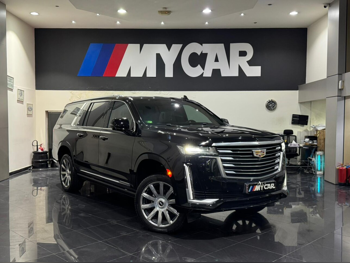 كاديلاك  اسكيليد  2021  اوتوماتيك  133,000 كم  8 سلندر  دفع رباعي  اس يو في  أسود