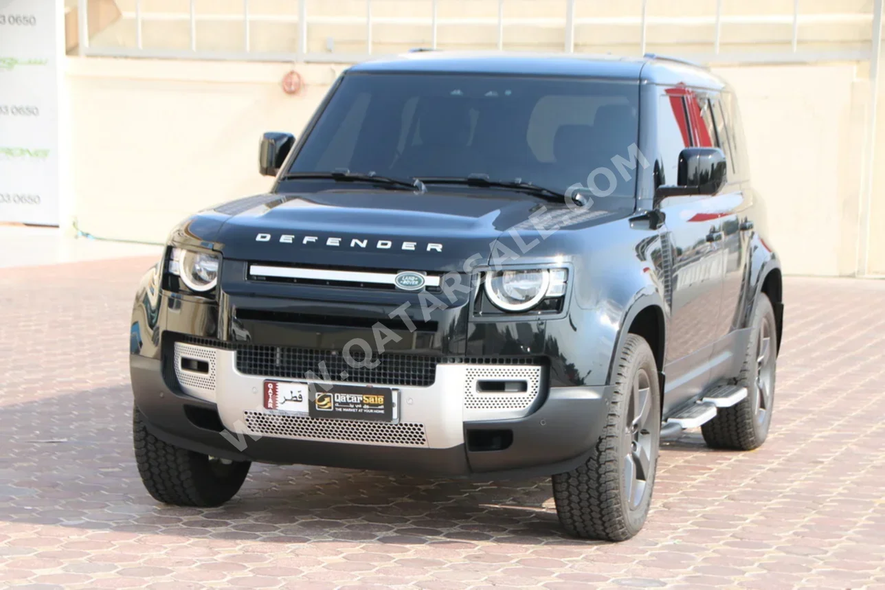Land Rover Defender 110 HSE 2025 Automatic 3,000 Km 4 Cylinder Four Wheel Drive (4WD) SUV Black With Warranty
