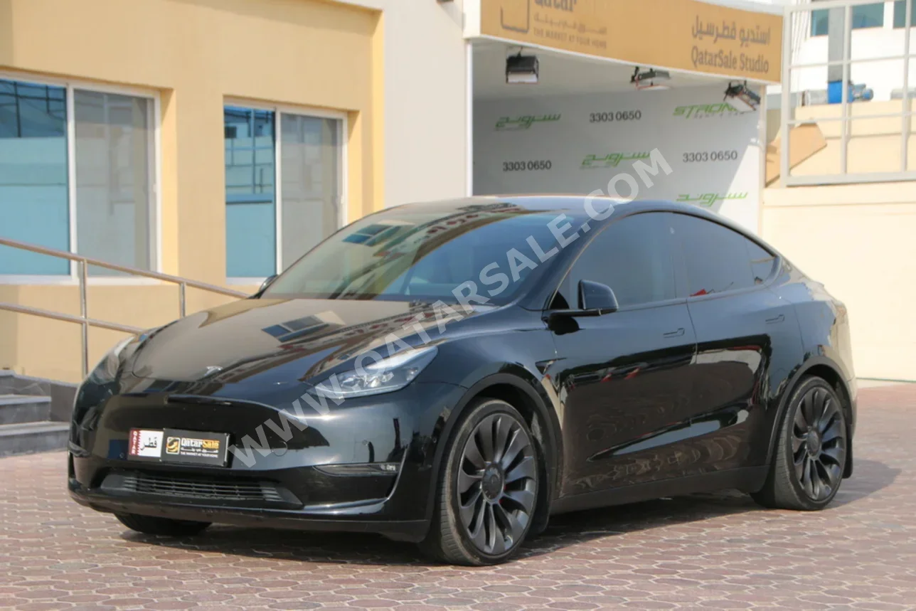 Tesla Model Y Performance 2022 Automatic 111,000 Km 0 Cylinder All Wheel Drive (AWD) Sedan Black