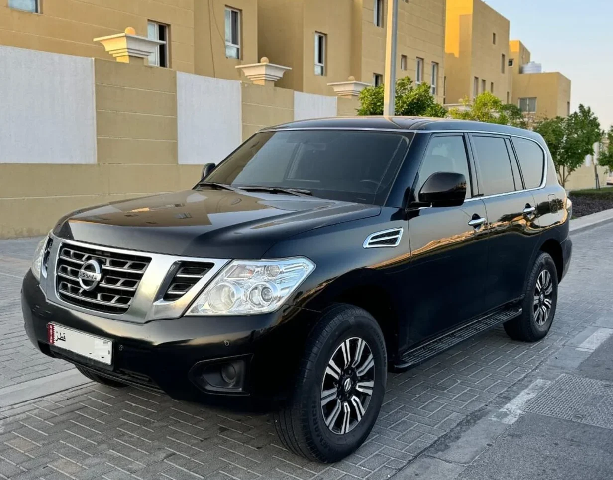 Nissan Patrol XE 2019 Automatic 63,000 Km 6 Cylinder Four Wheel Drive (4WD) SUV Black
