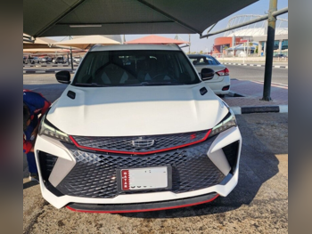 جيلي كوول راي 2025 اوتوماتيك 12,000 كم 4 سلندر سحب امامي اس يو في أبيض تحت الضمان