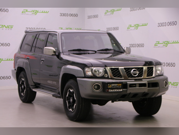 Nissan  Patrol  Super Safari  2021  Manual  90,000 Km  6 Cylinder  Four Wheel Drive (4WD)  SUV  Black and Silver